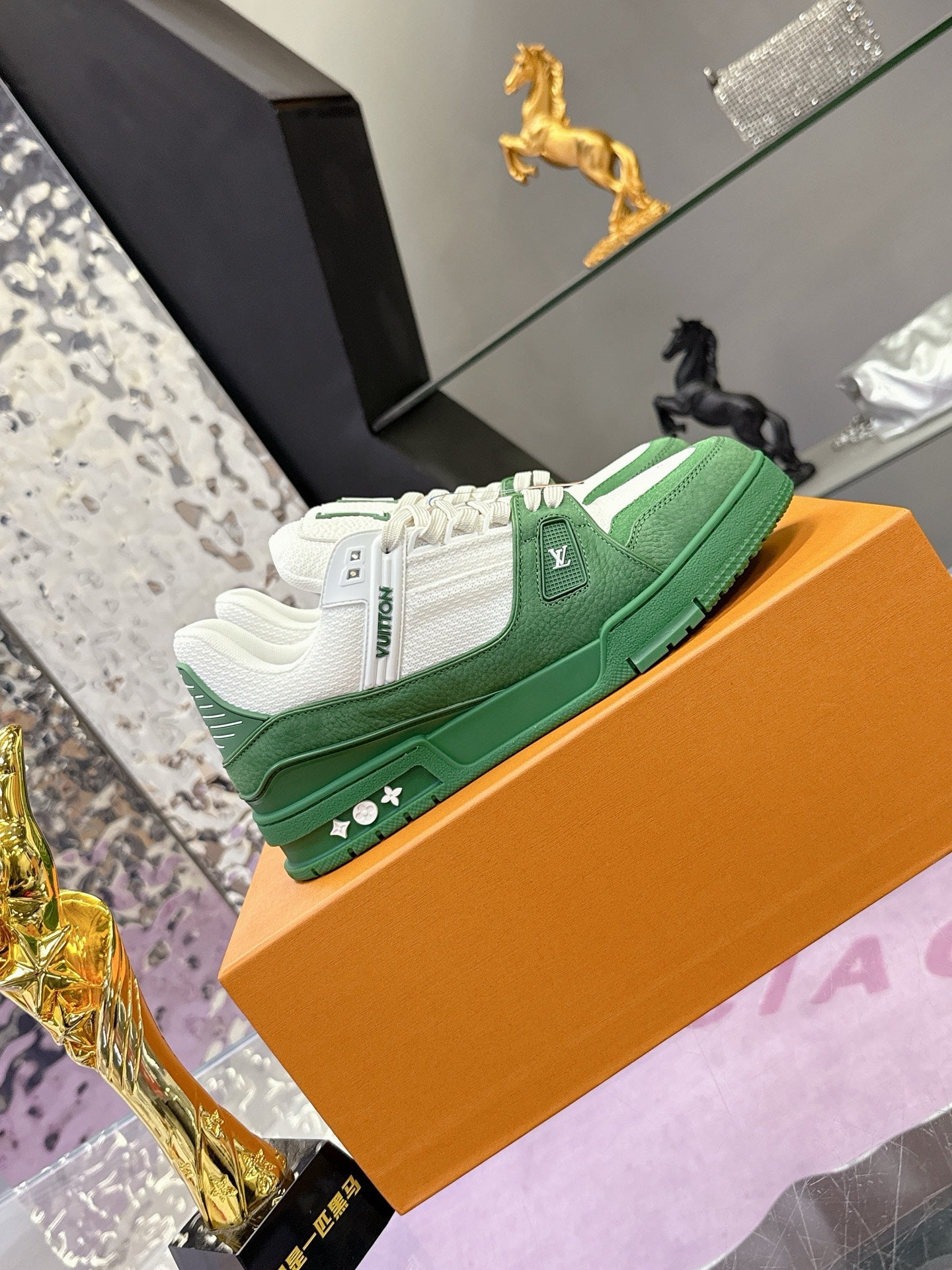 SHOES-LV-LY-237