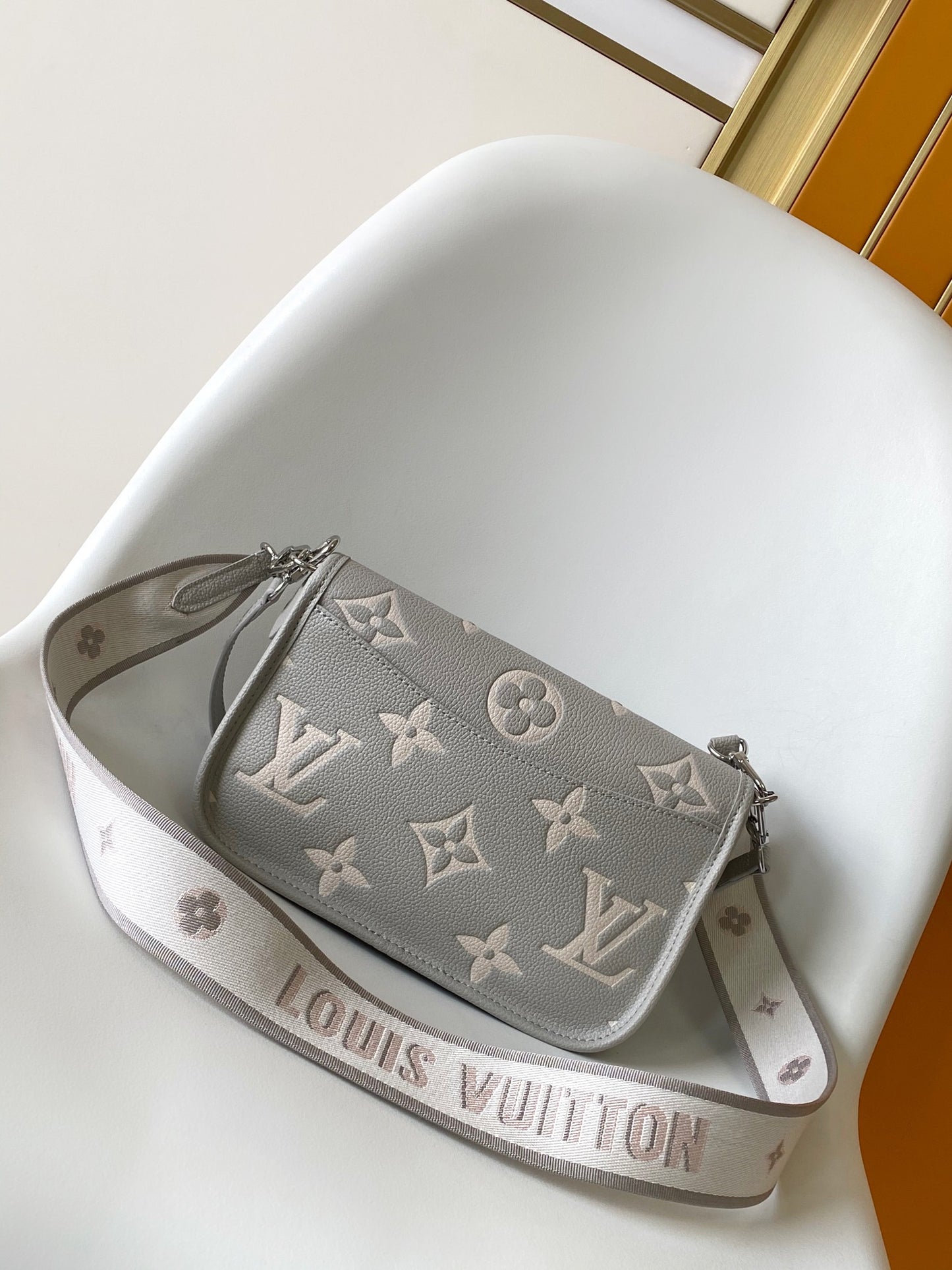 BAG-LV-W-NEW-1430