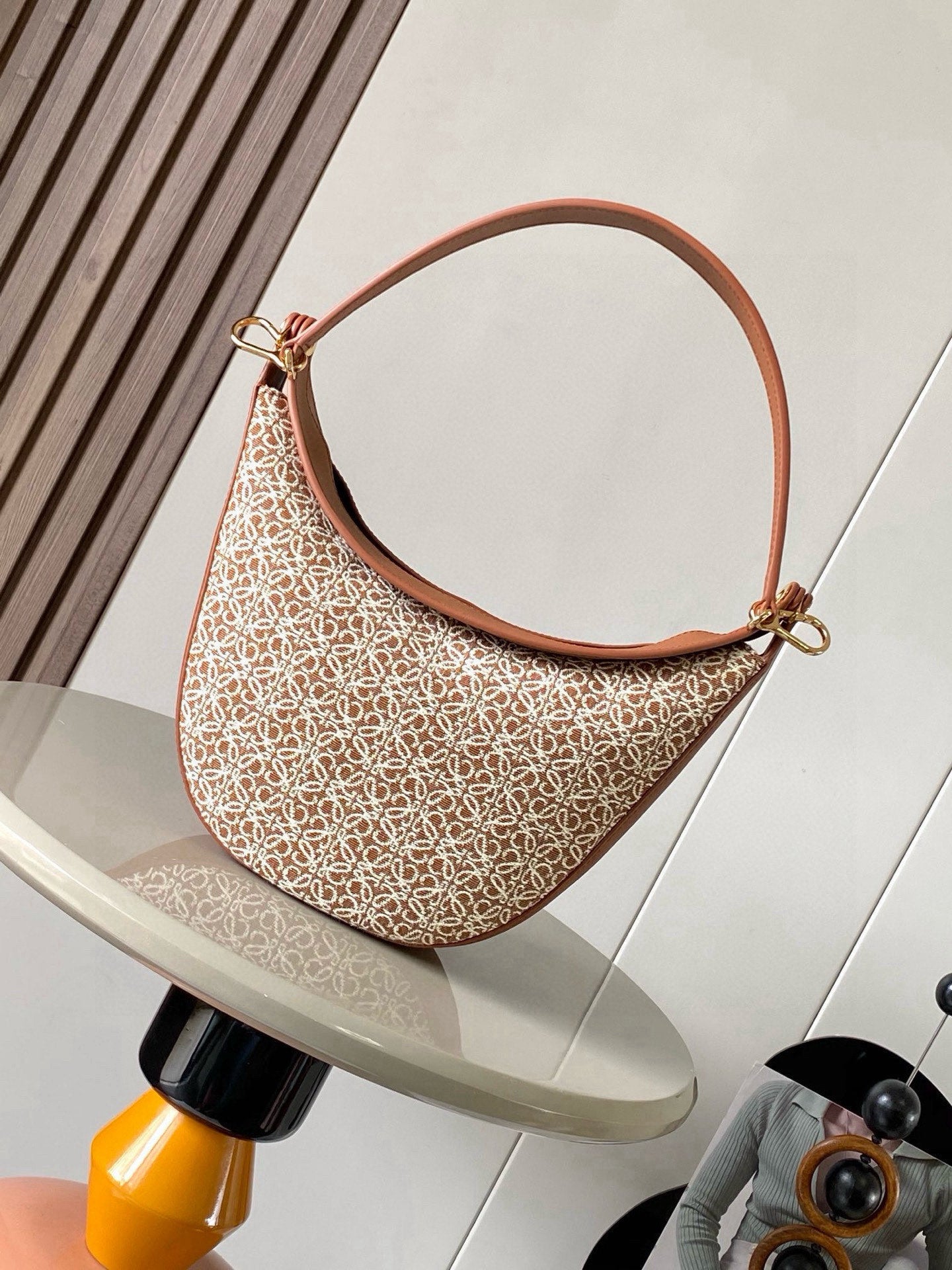 BAG-LW-807