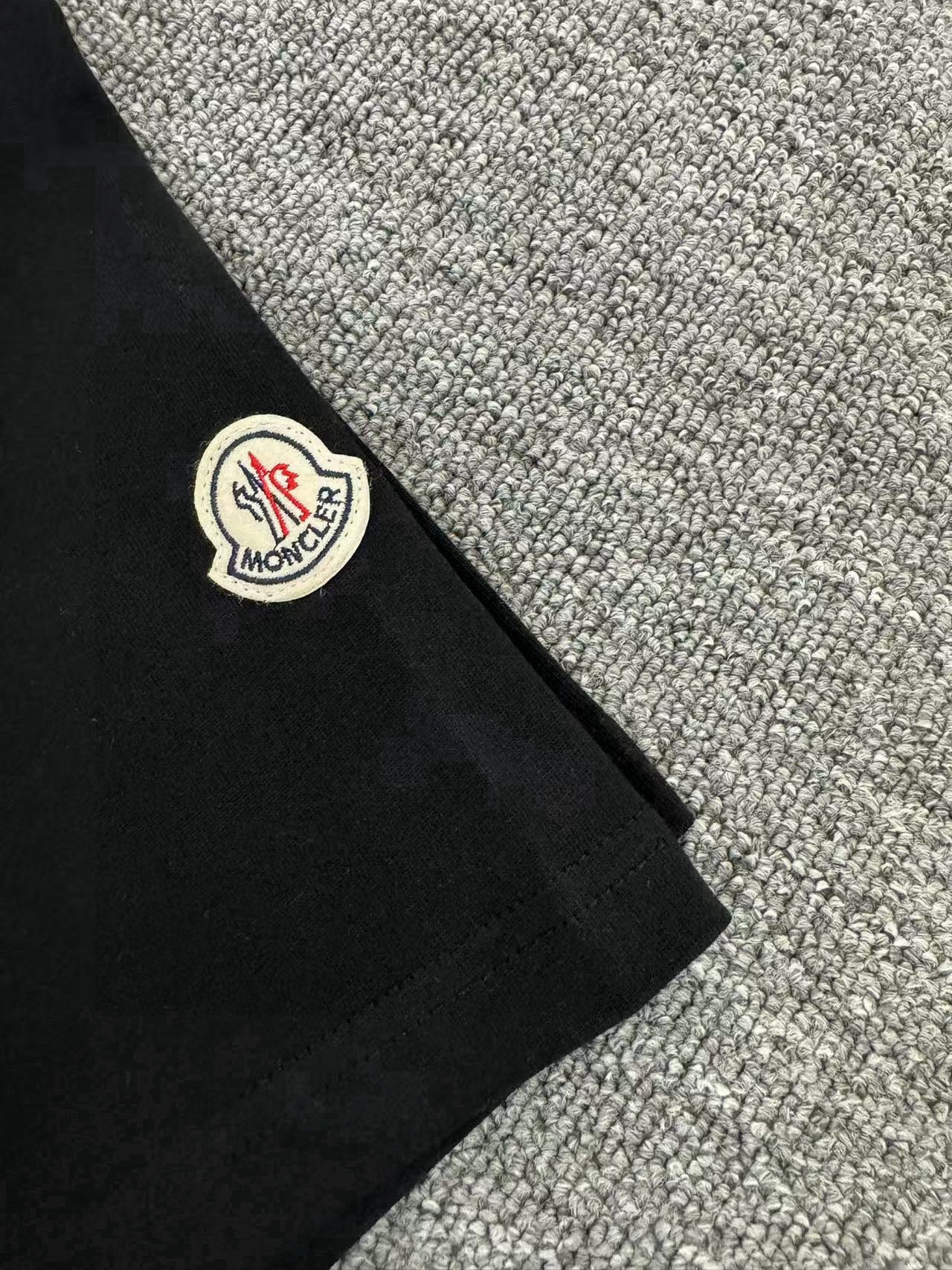 TS-MONCLER-NEW-103