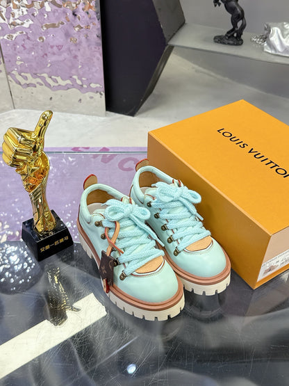 SHOES-LV-LY-570