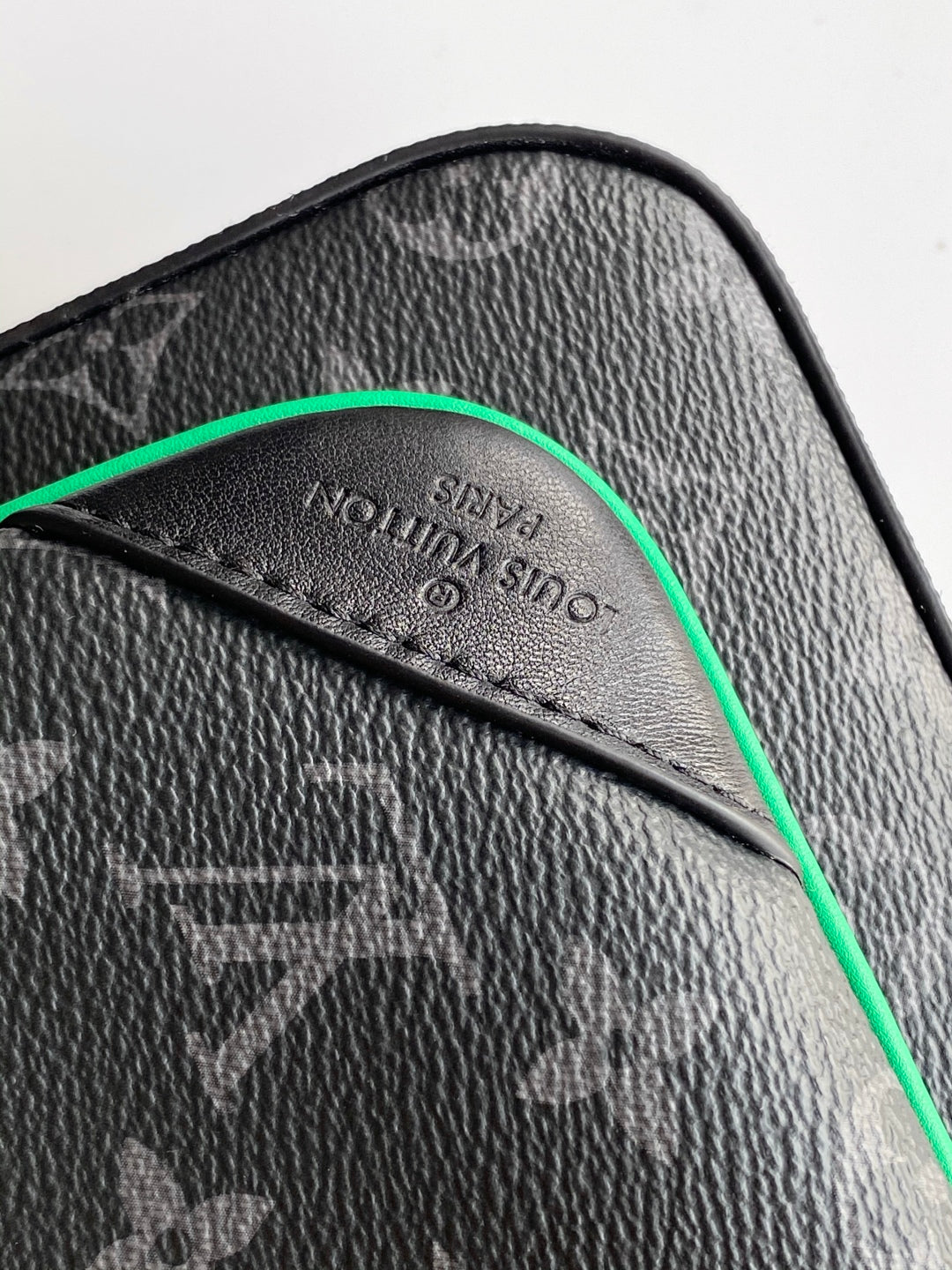 BAG-LV-W-NEW-1090