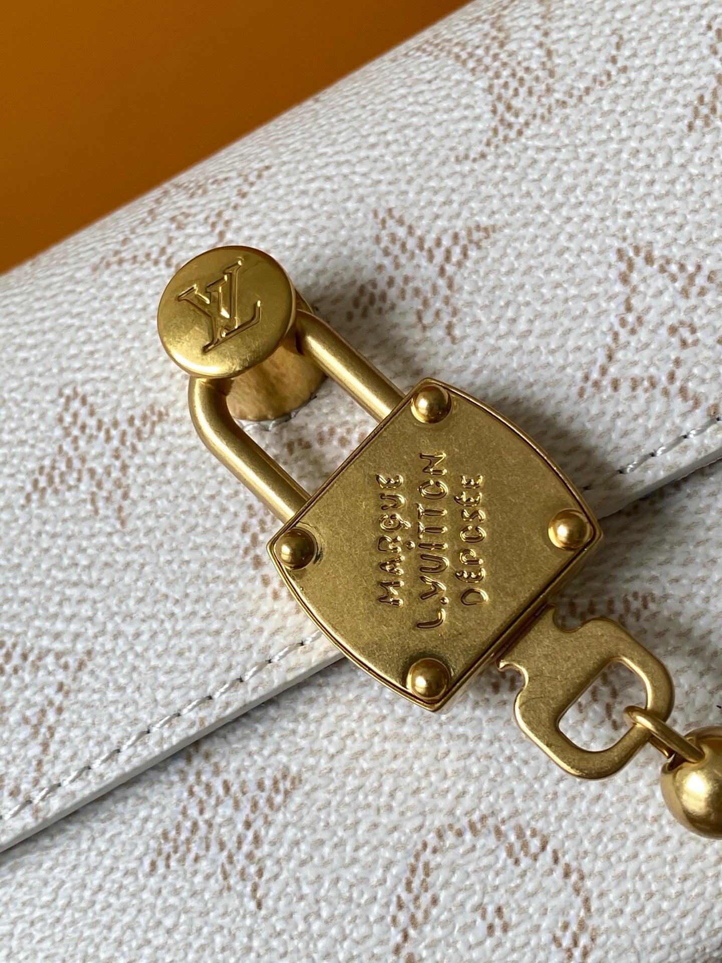 BAG-LV-W-NEW-1076