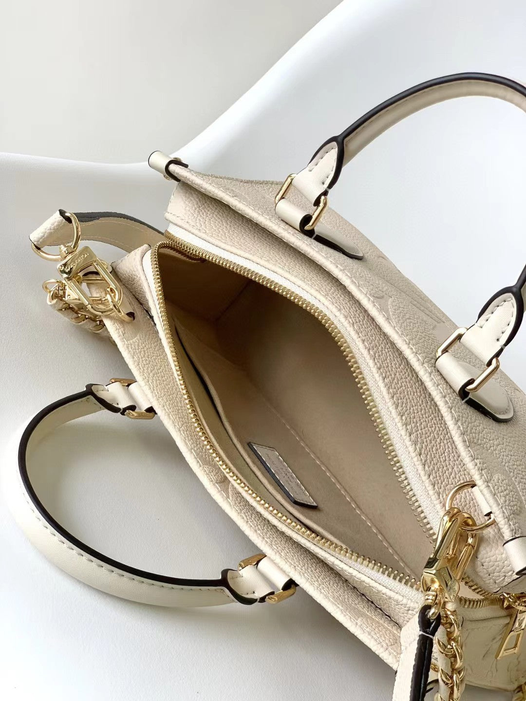 BAG-LV-W-NEW-551