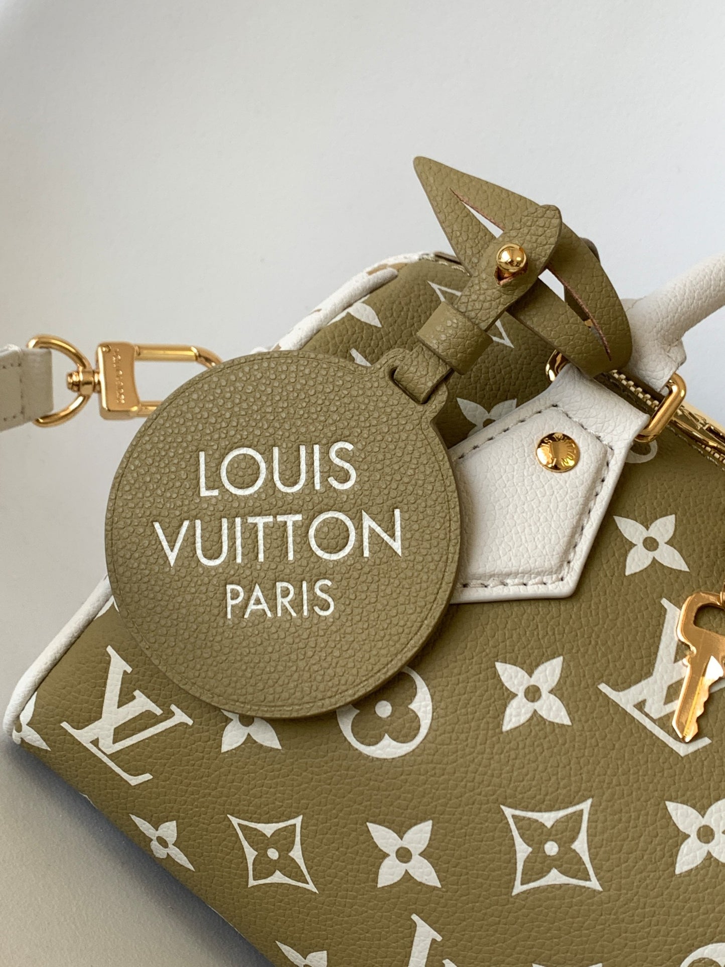 BAG-LV-W-NEW-637