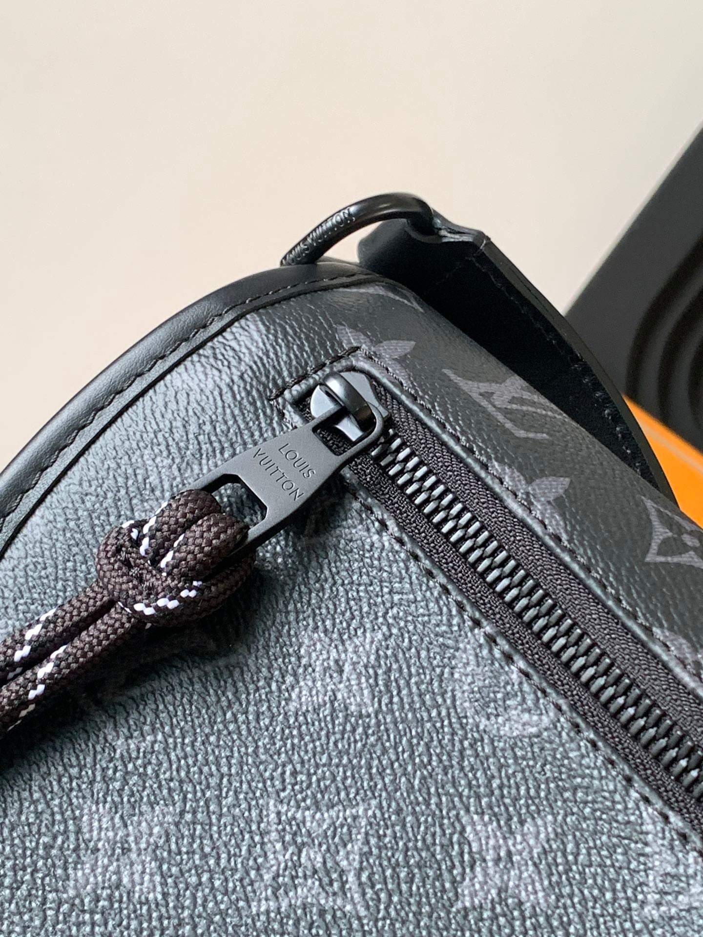 BAG-LW-M-008