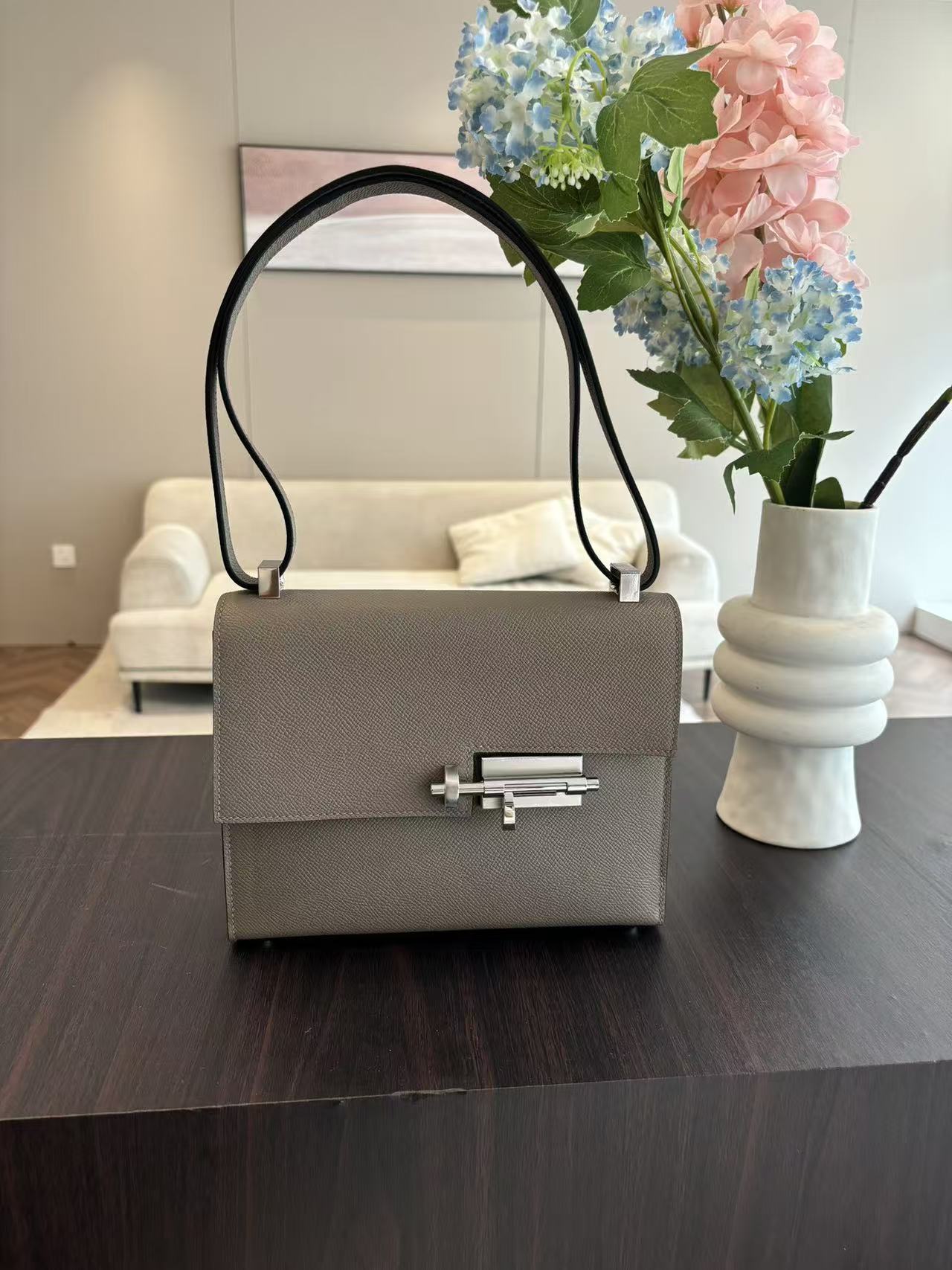 BAG-HMS-W-023