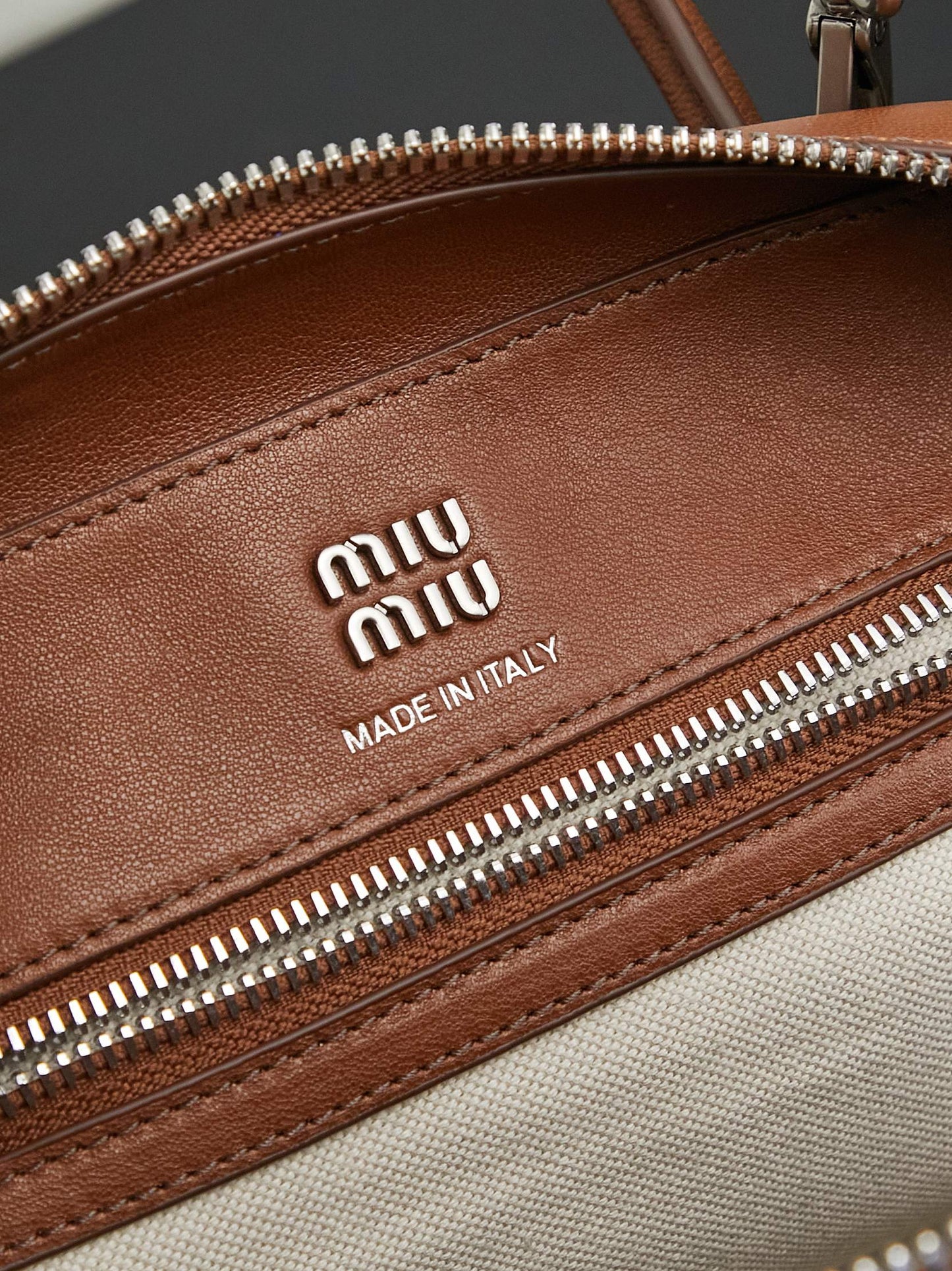 BAG-MIUMIU-LY-013