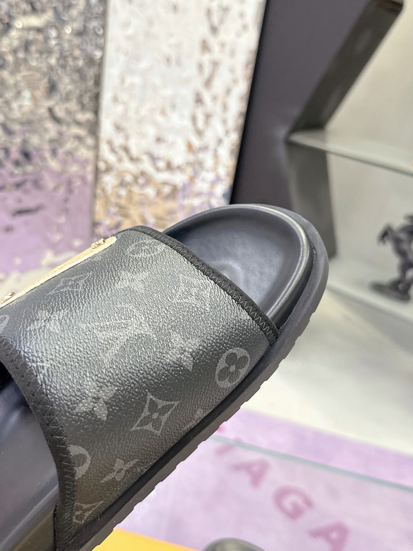SHOES-LV-LY-599