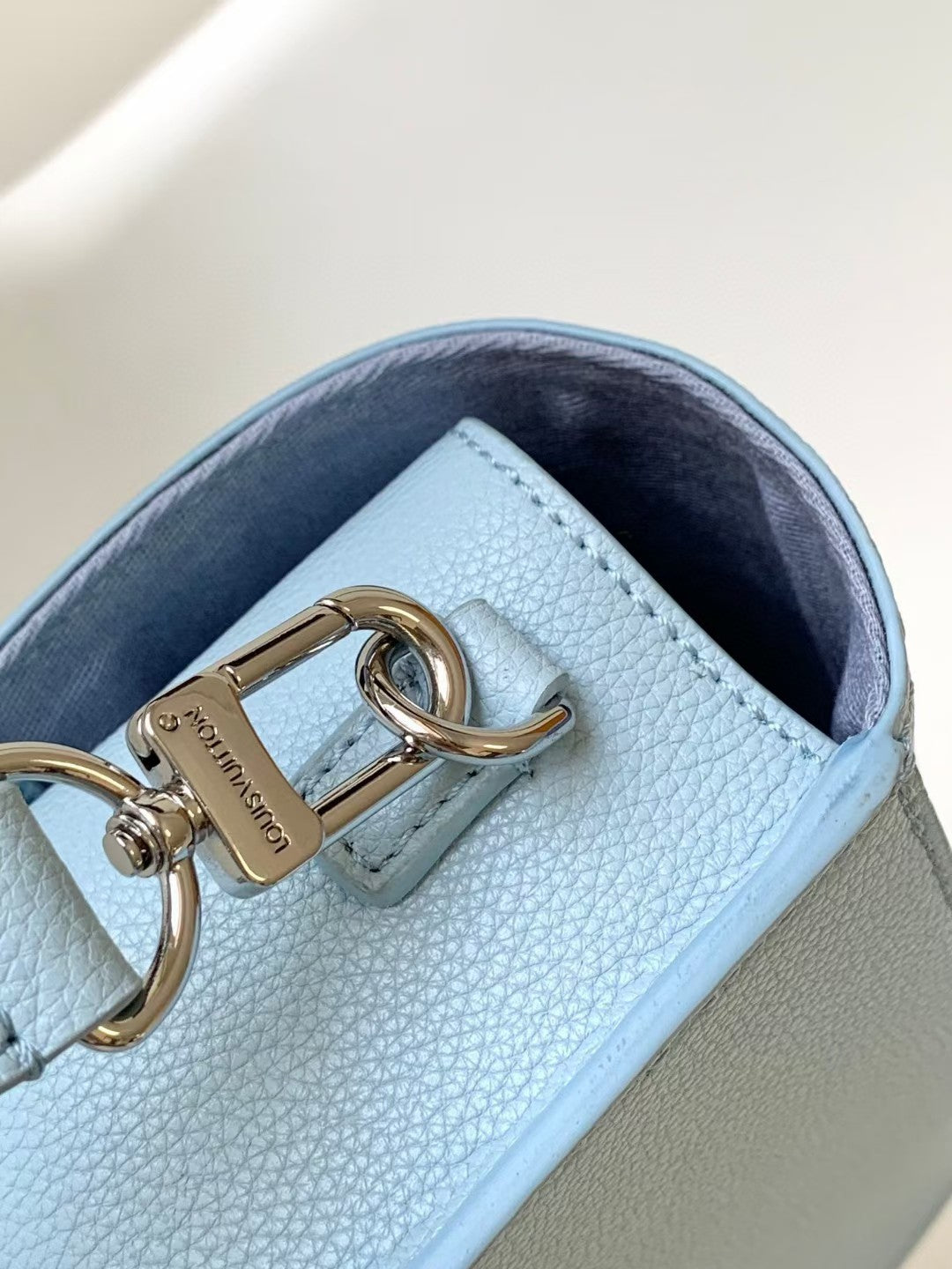 BAG-LV-W-NEW-905