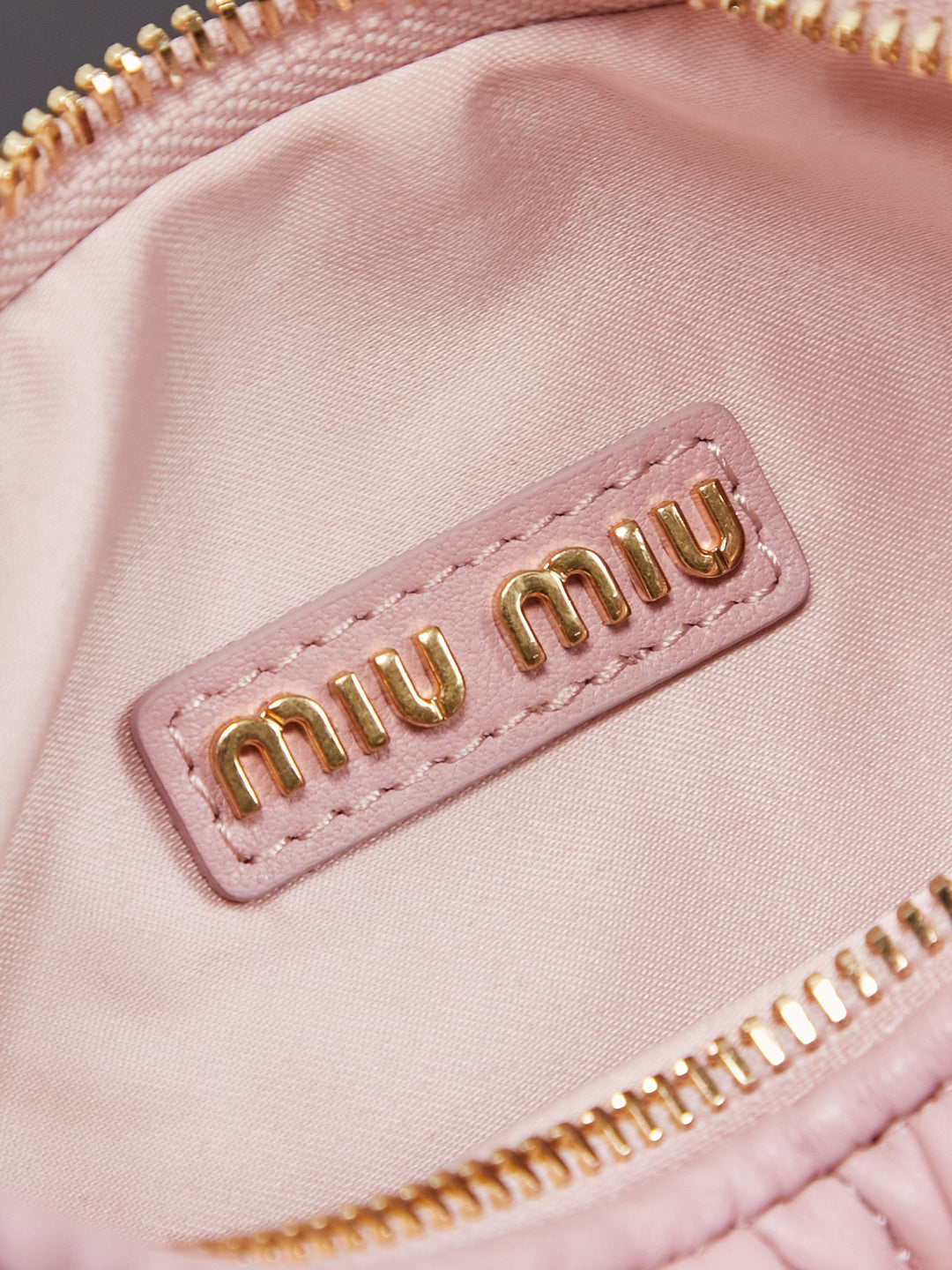 BAG-MIUMIU-LY-040