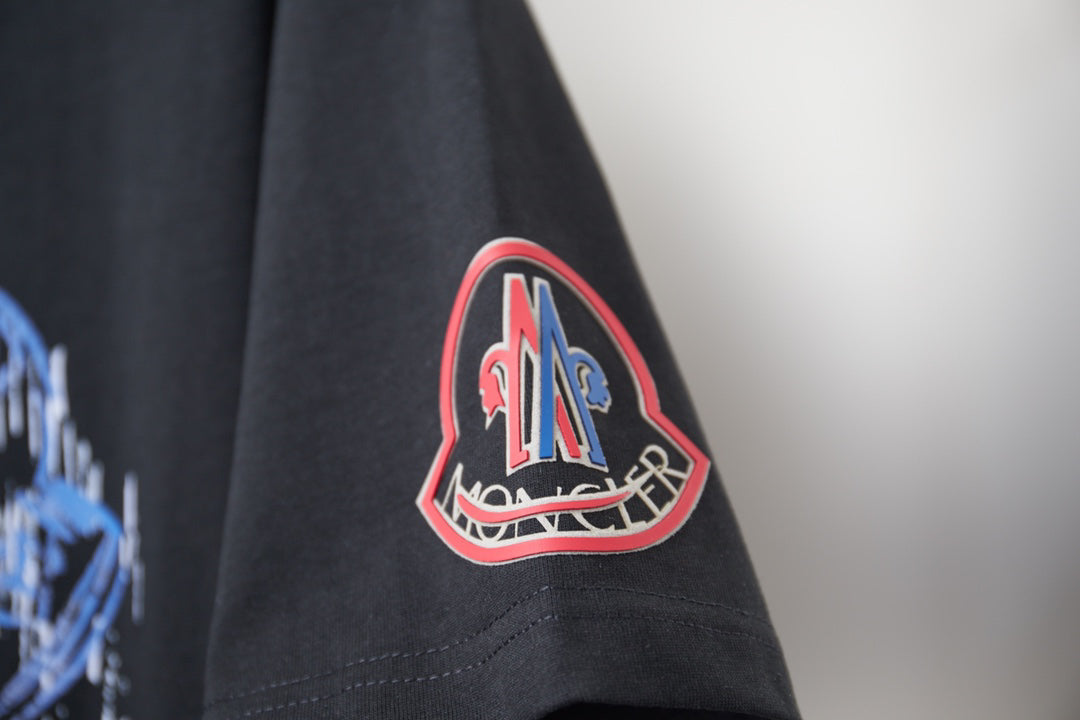 TS-MONCLER-NEW-160