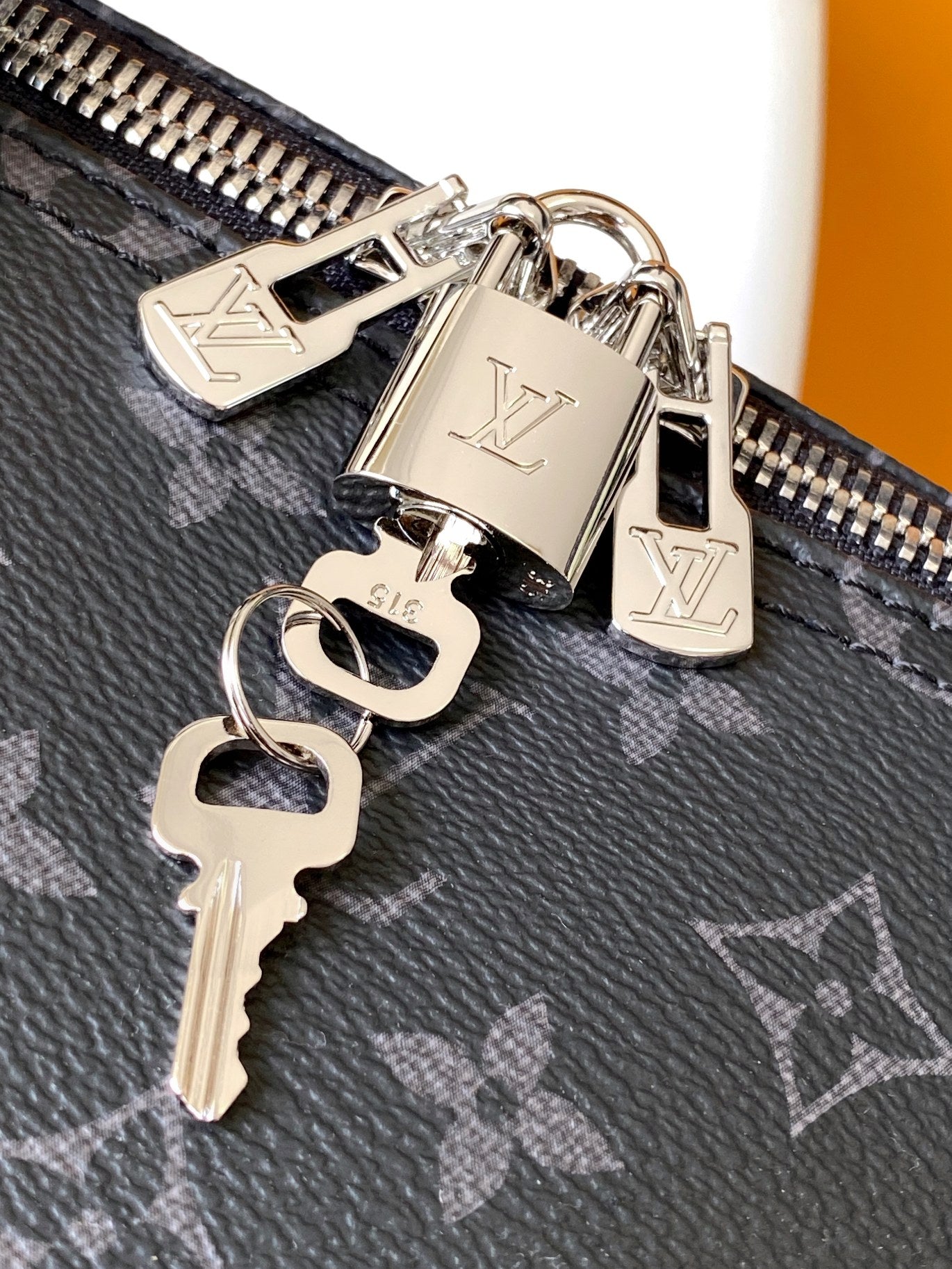 BAG-LV-W-NEW-290