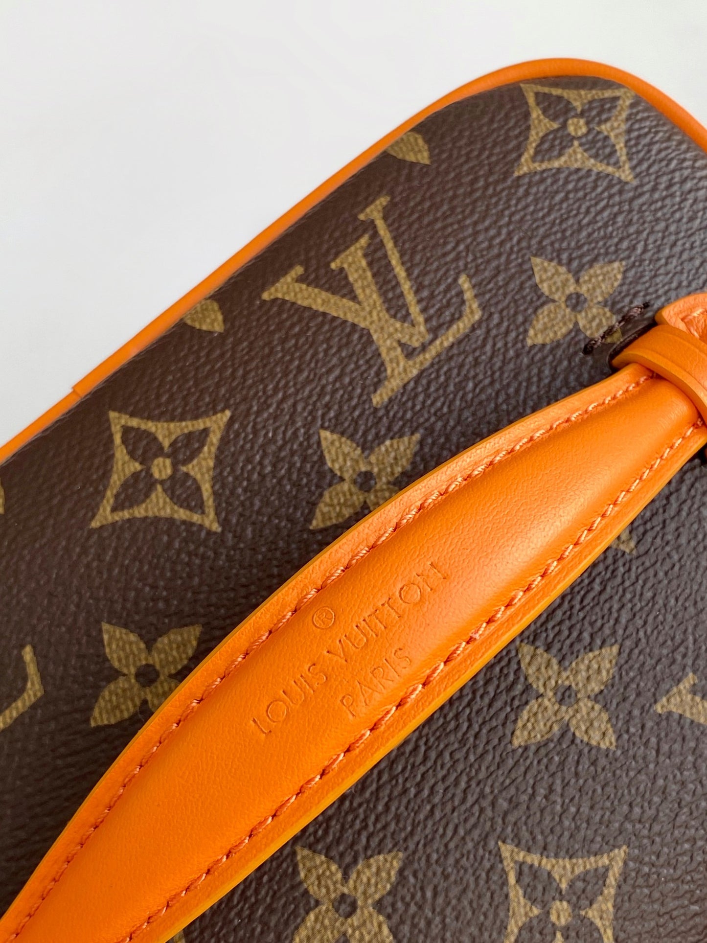 BAG-LV-W-NEW-869