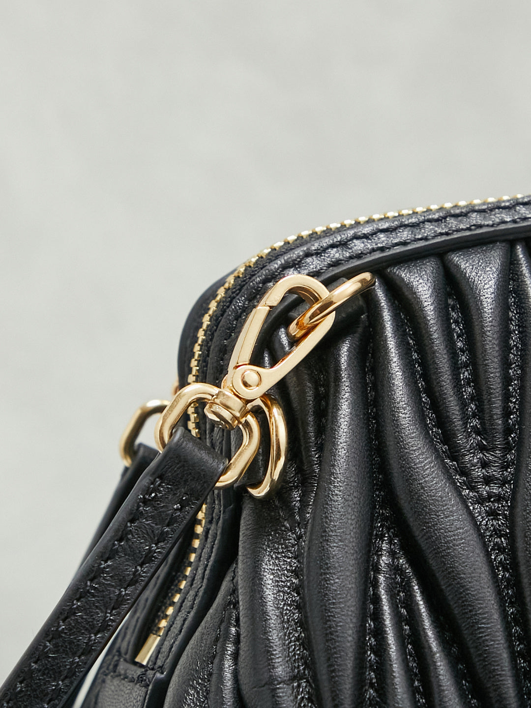 BAG-MIUMIU-LY-072