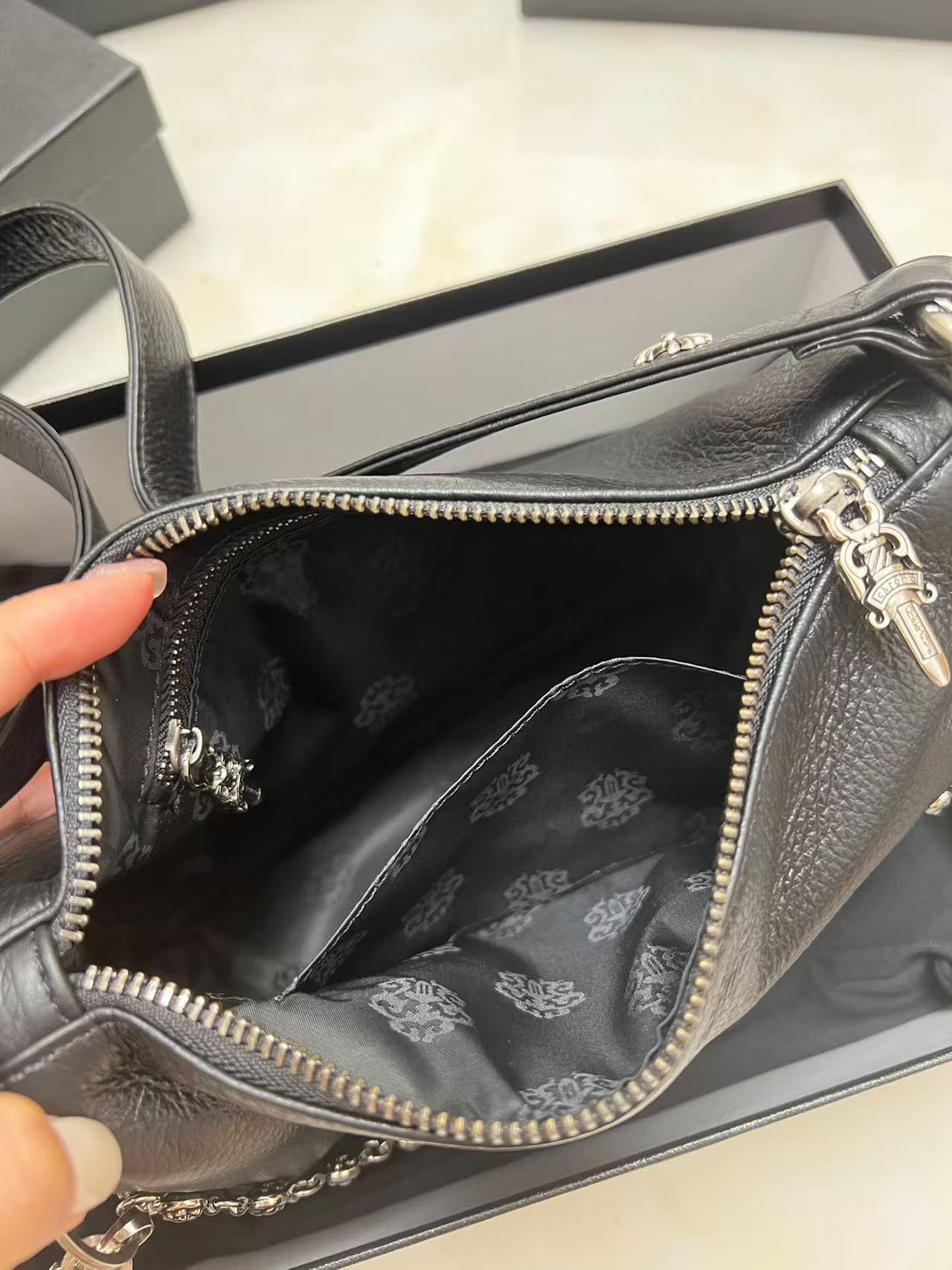 BAG-CH-WM-019