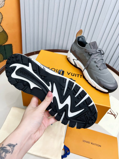 SHOES-LV-LY-567