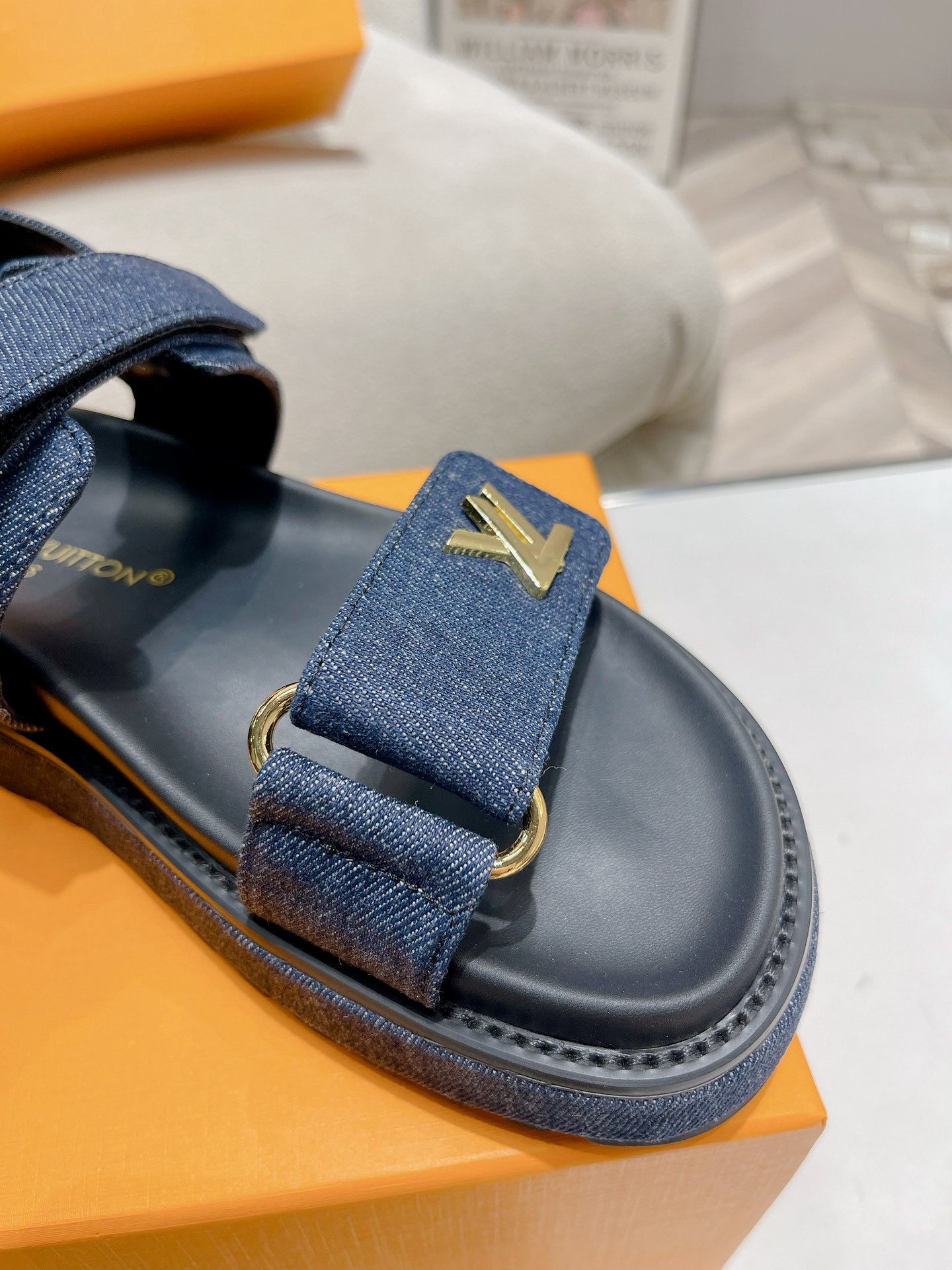 SHOES-LV-LY-188