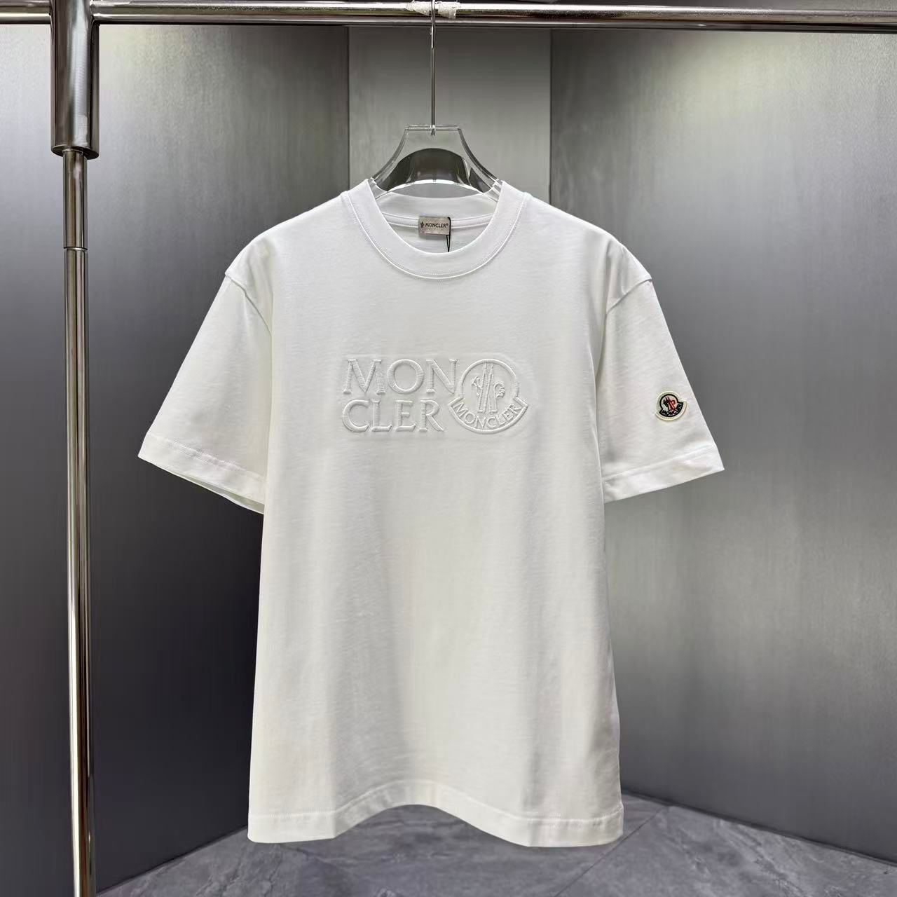 TS-MONCLER-NEW-140