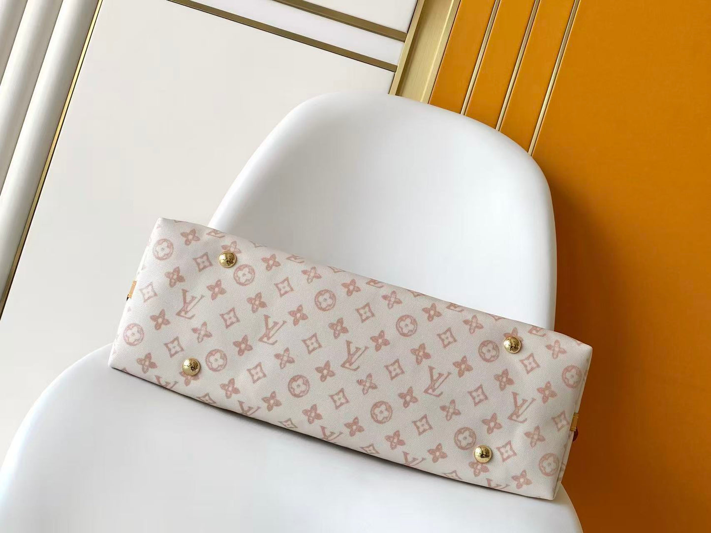 BAG-LV-W-NEW-136