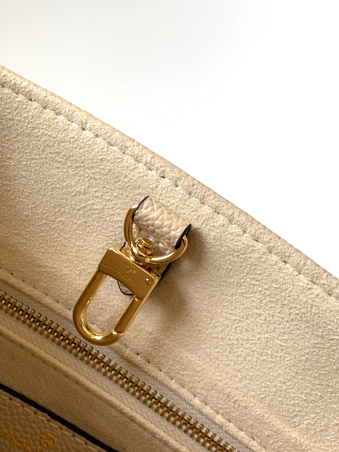 BAG-LV-W-NEW-438