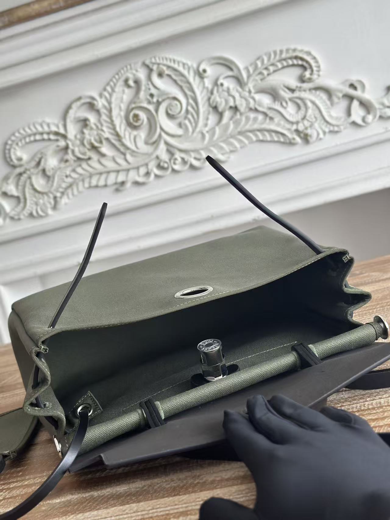 BAG-HMS-W-027