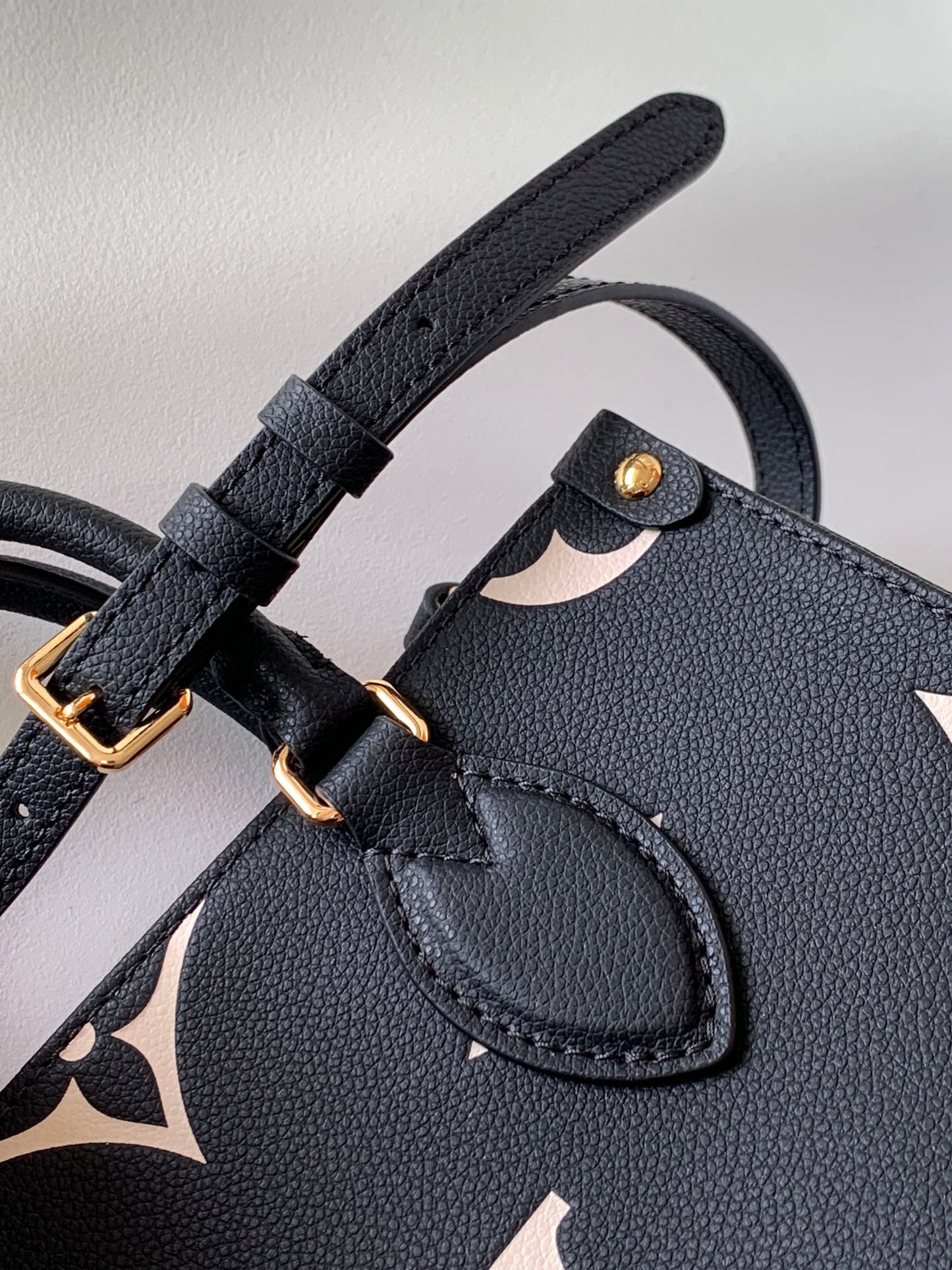 BAG-LV-W-NEW-437