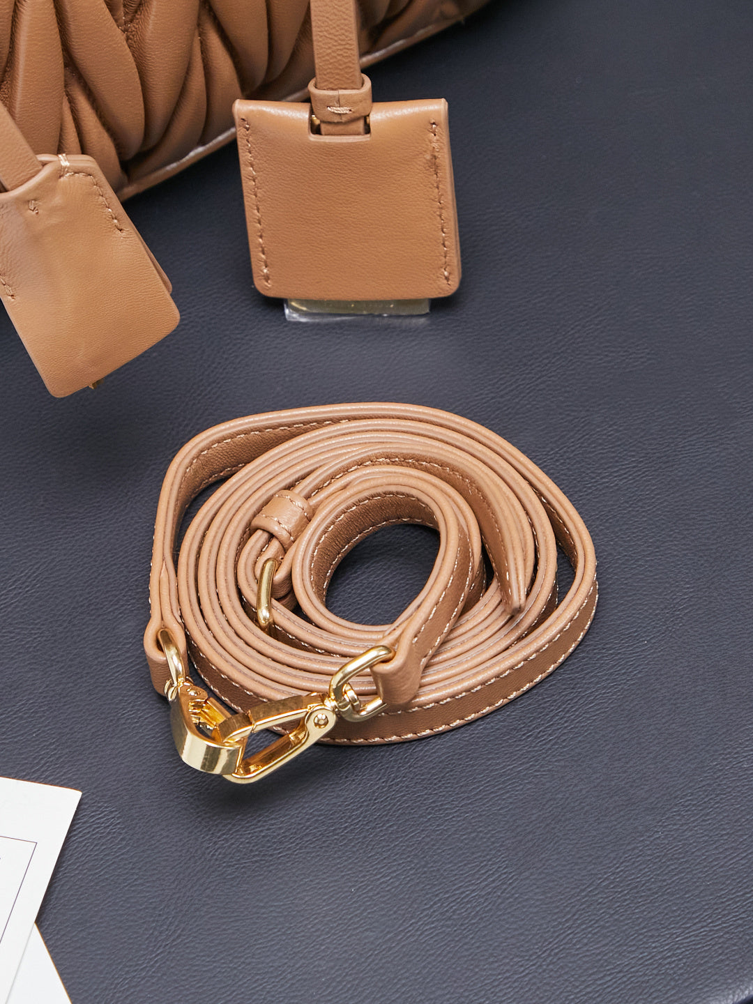 BAG-MIUMIU-LY-060