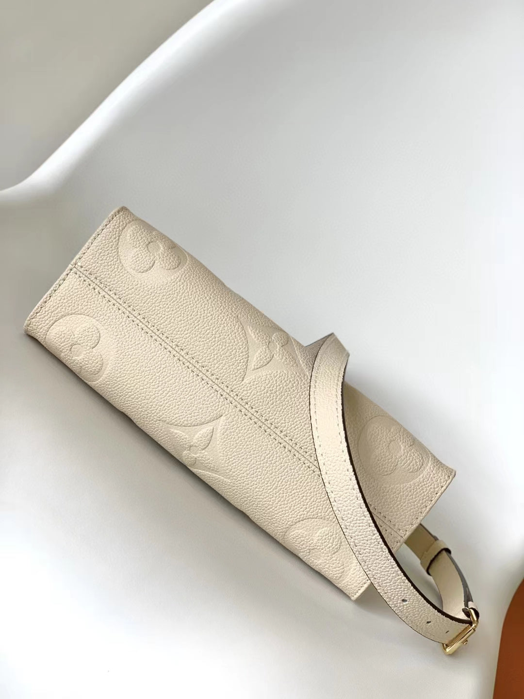 BAG-LV-W-NEW-551