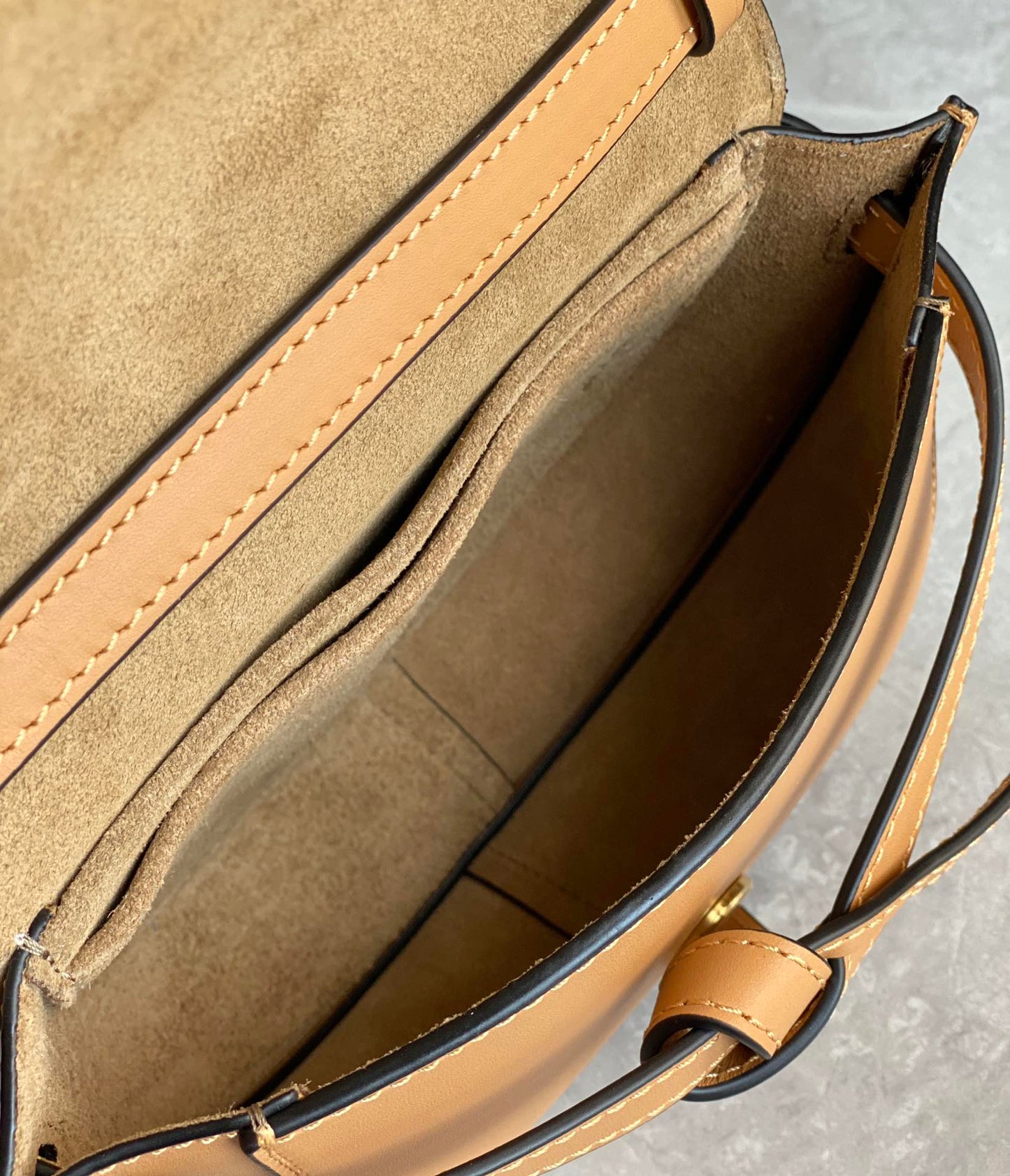 BAG-LW-084