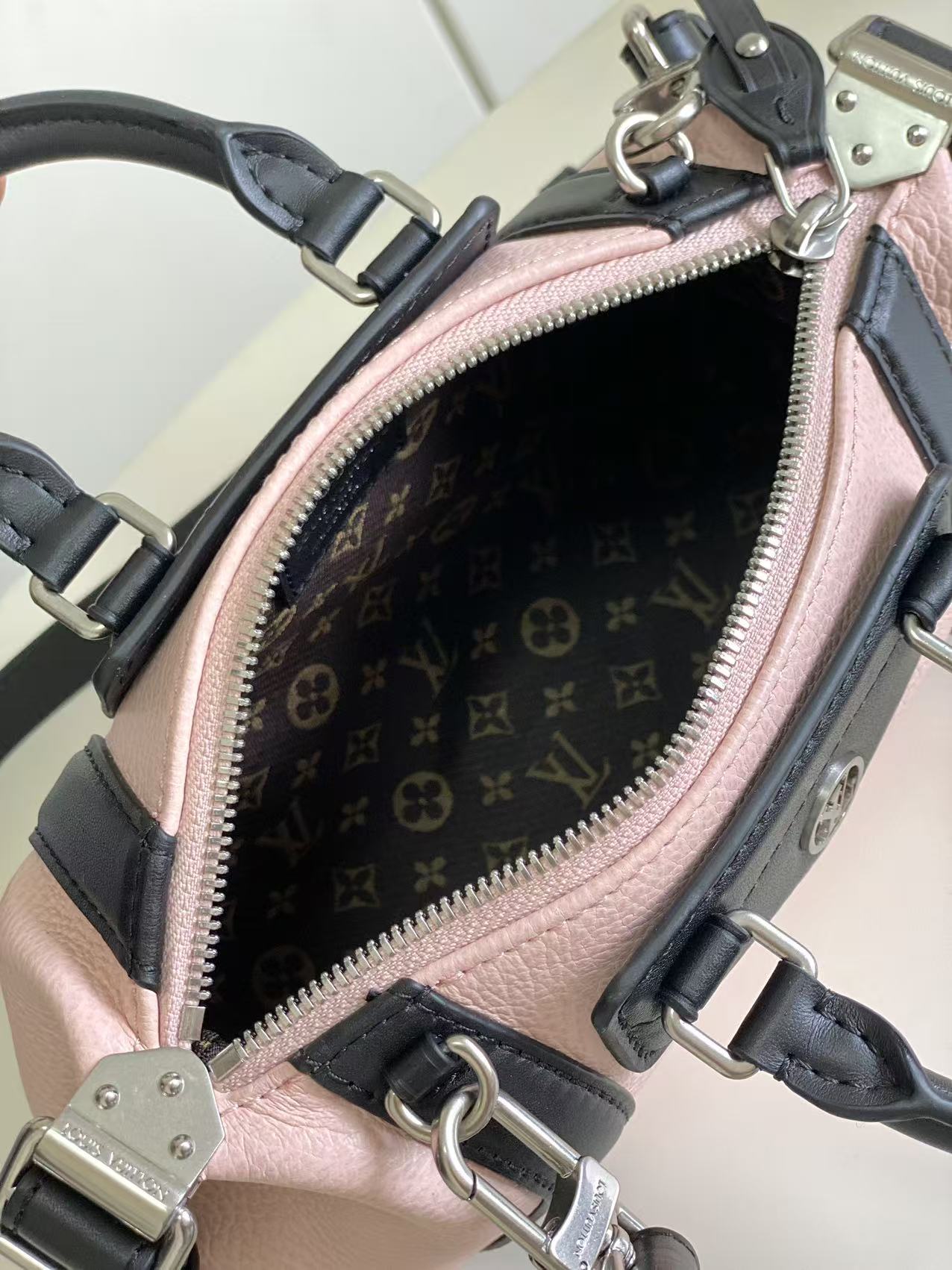 BAG-LV-W-NEW-836